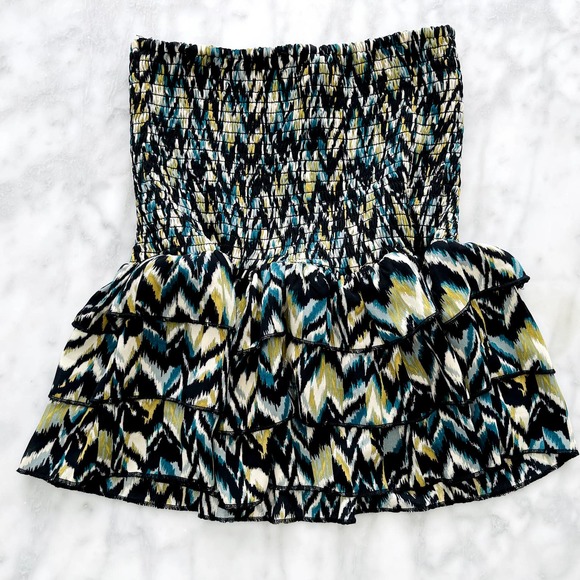 Olivaceous Smock Ruffle Tier Mini Skirt Aztec Green Black Medium NEW Stretch - Picture 3 of 4